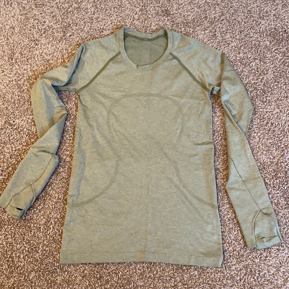 Lululemon Swiftly Tech Long Sleeve